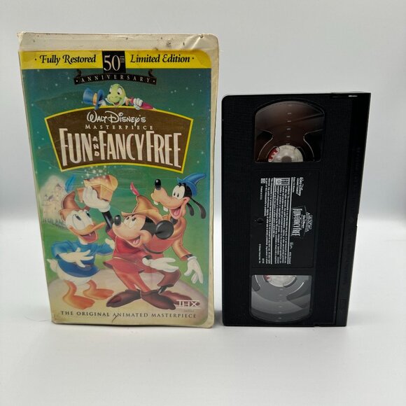 Walt Disneys Masterpiece Fun And Fancy Free VHS 1997 Restored 50th Anniversary - Picture 3 of 3